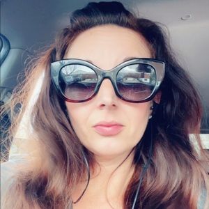Meet your Posher, Randi